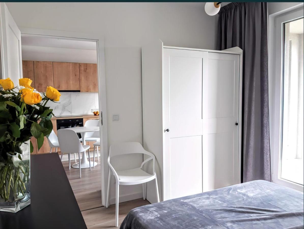 Apartamenty Fuzja - Komfortowe Mieszkania Blisko Centrum Lodzi Garaz Eksteriør bilde